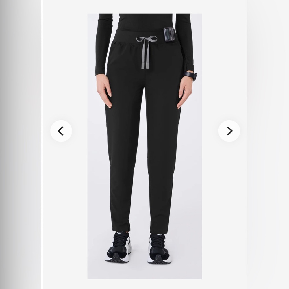 Figs High Waisted Alva Skinny Tapered Scrub Pants